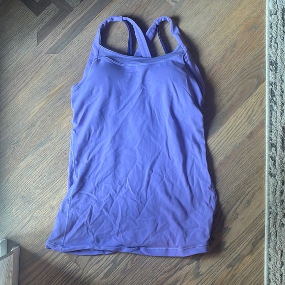 Lululemon tank - Picture 1 of 4